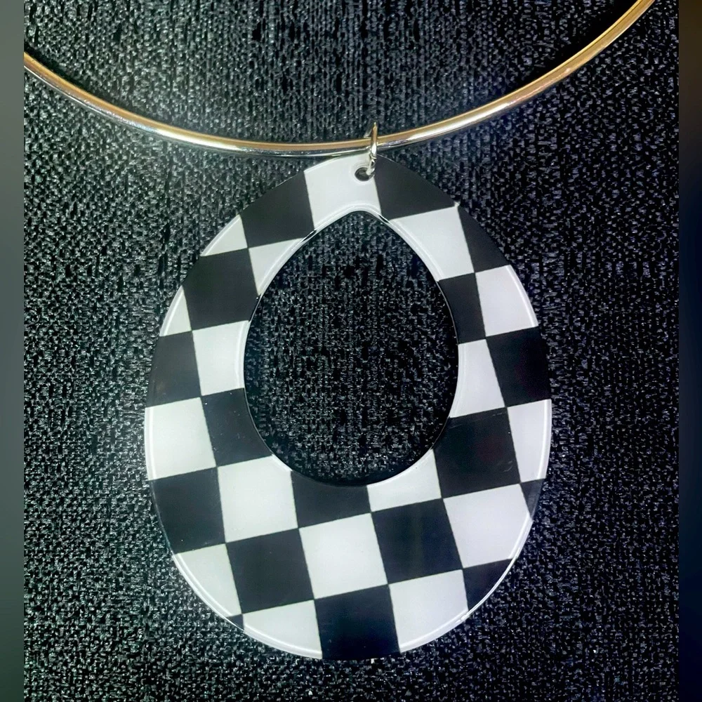 Turbo Life Cuff Choker Earring Set B&W Checkered Lg Teardrop Acrylic Silver NWT
